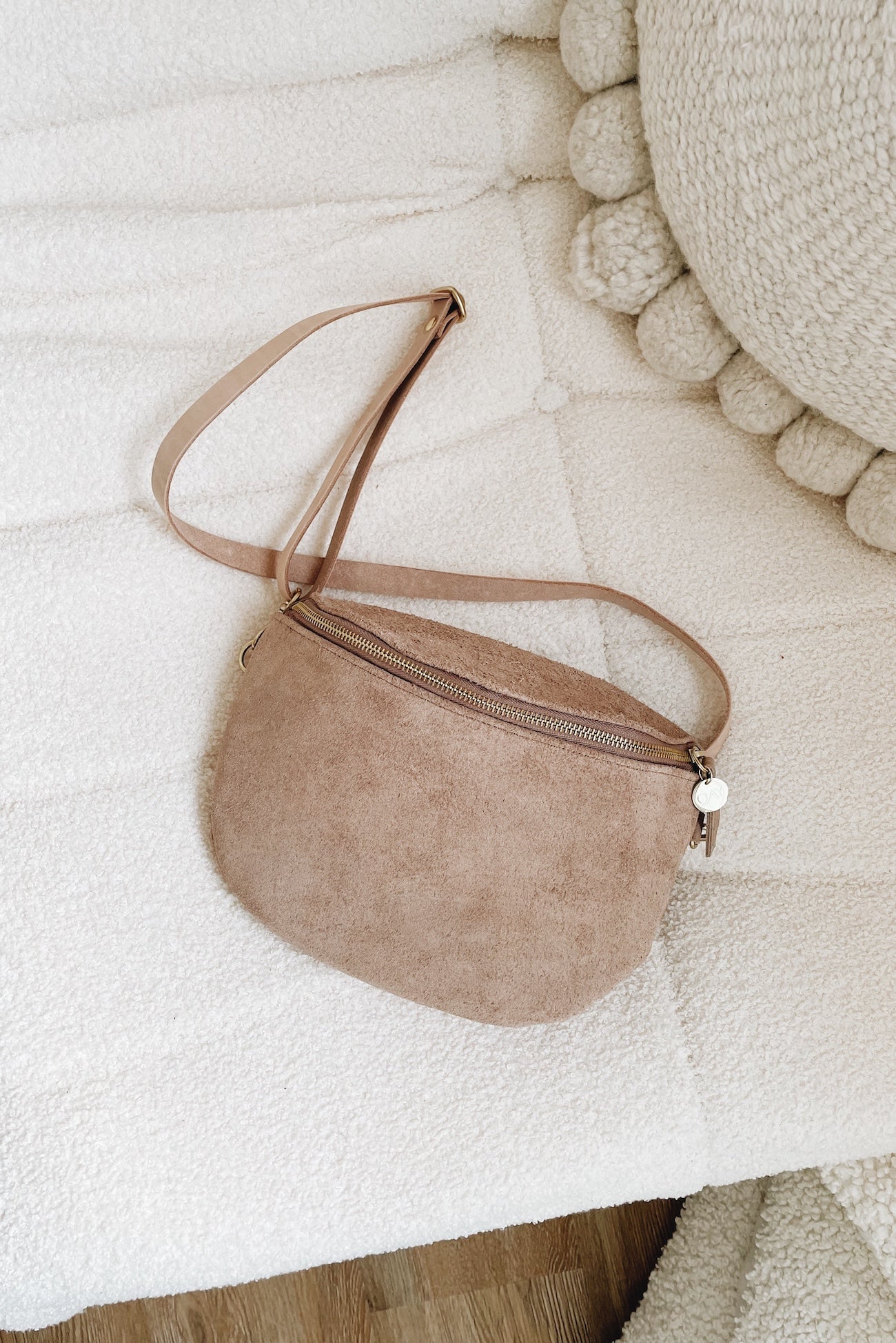 Brusttasche TULLY LARGE | sand wildleder